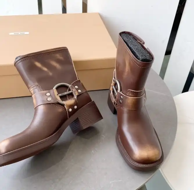 hype Miu Miu Boots