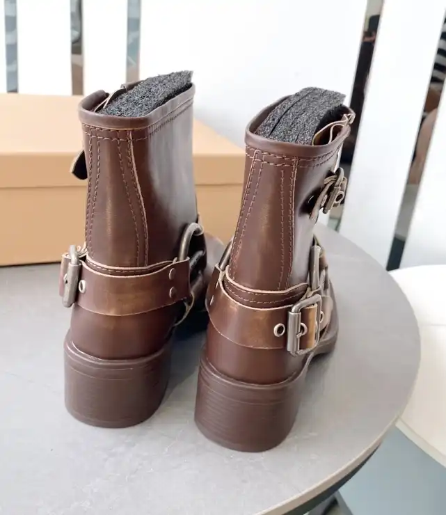 hype Miu Miu Boots