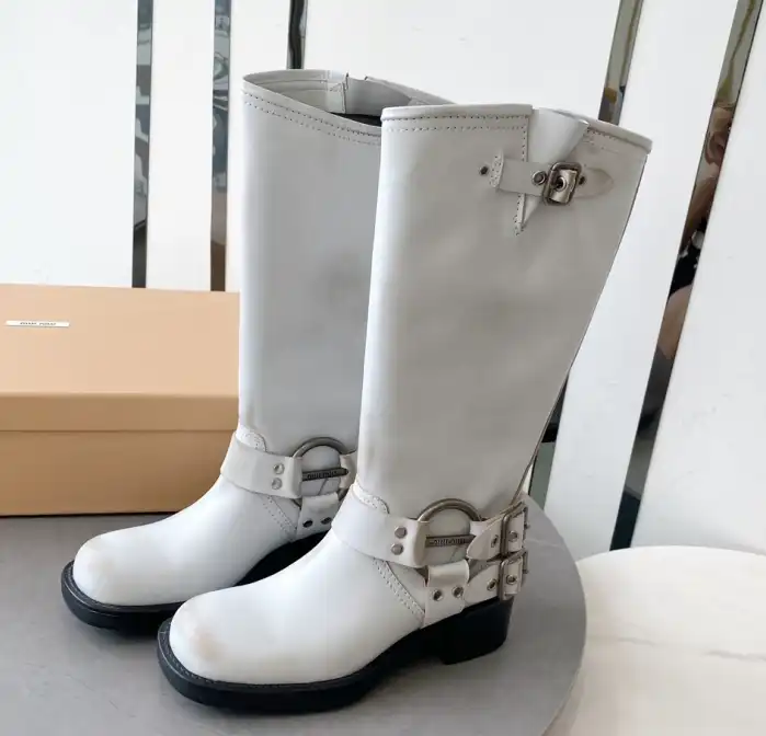 hype Miu Miu Boots