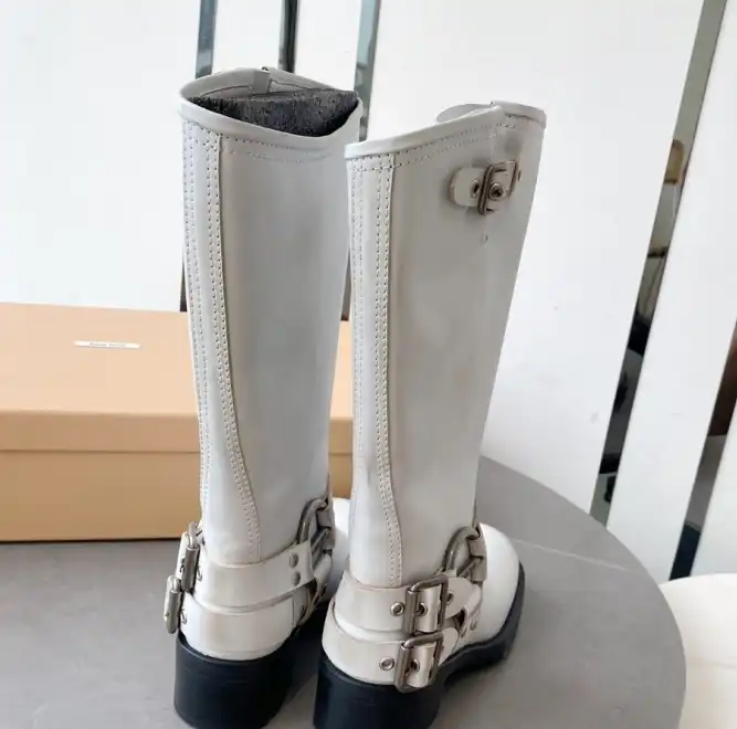 hype Miu Miu Boots