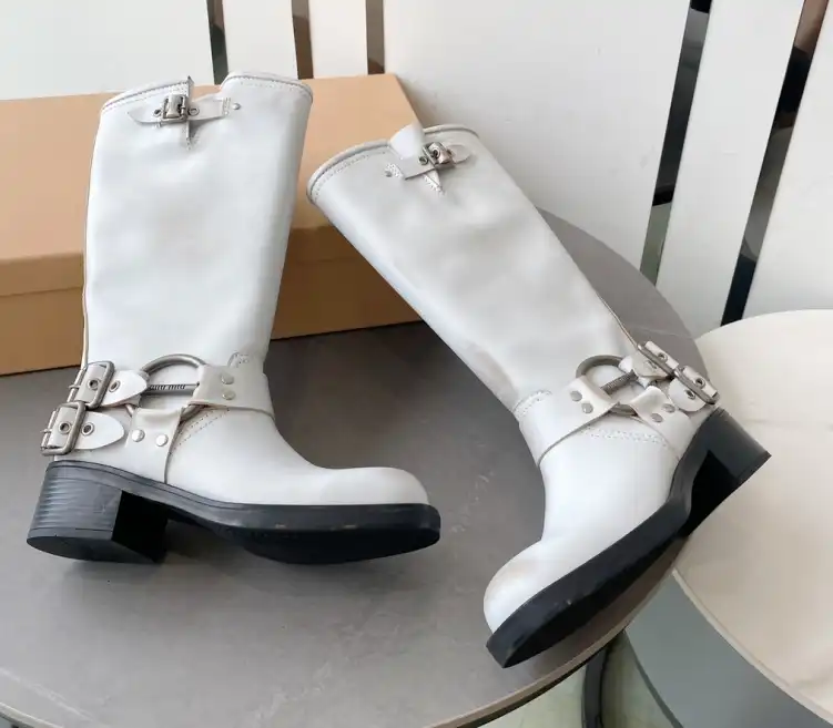 hype Miu Miu Boots