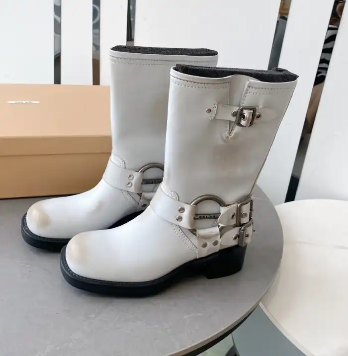 hype Miu Miu Boots