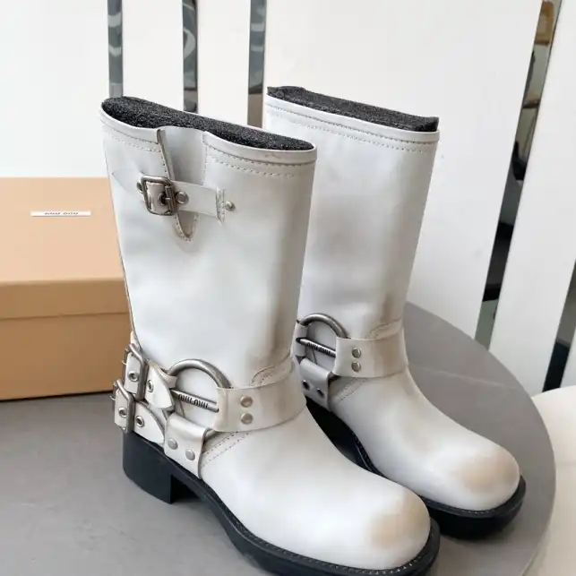 hype Miu Miu Boots