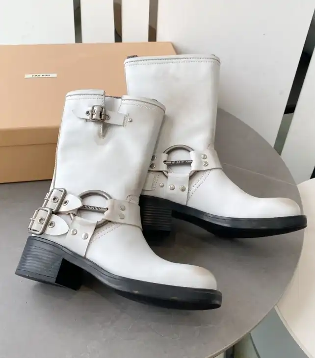 hype Miu Miu Boots