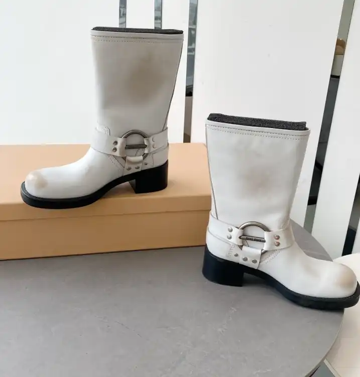 hype Miu Miu Boots