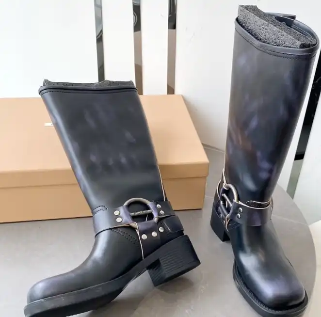 hype Miu Miu Boots