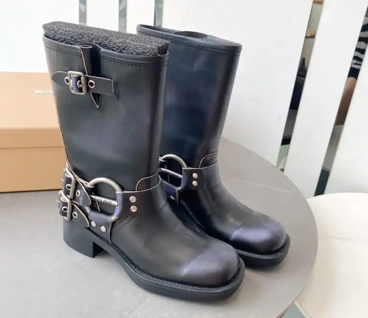 hype Miu Miu Boots