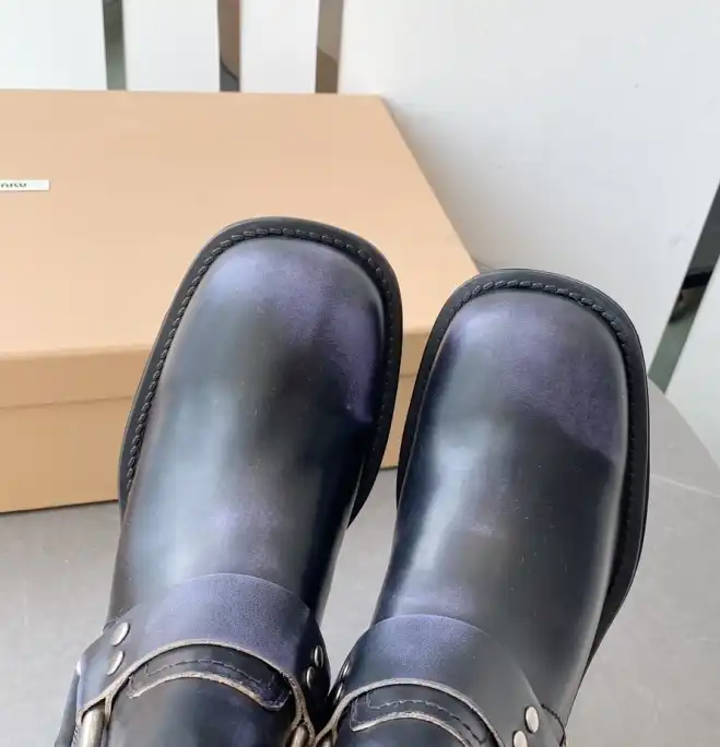 hype Miu Miu Boots