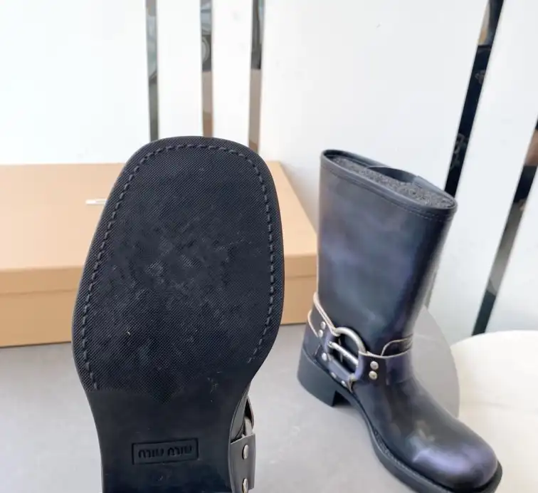 hype Miu Miu Boots