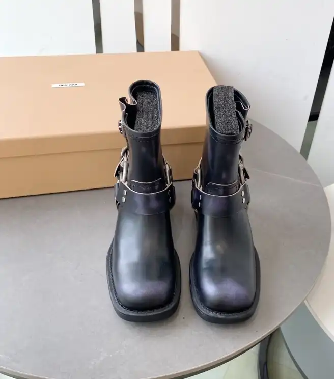 hype Miu Miu Boots