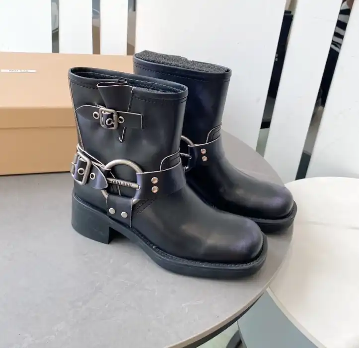 hype Miu Miu Boots