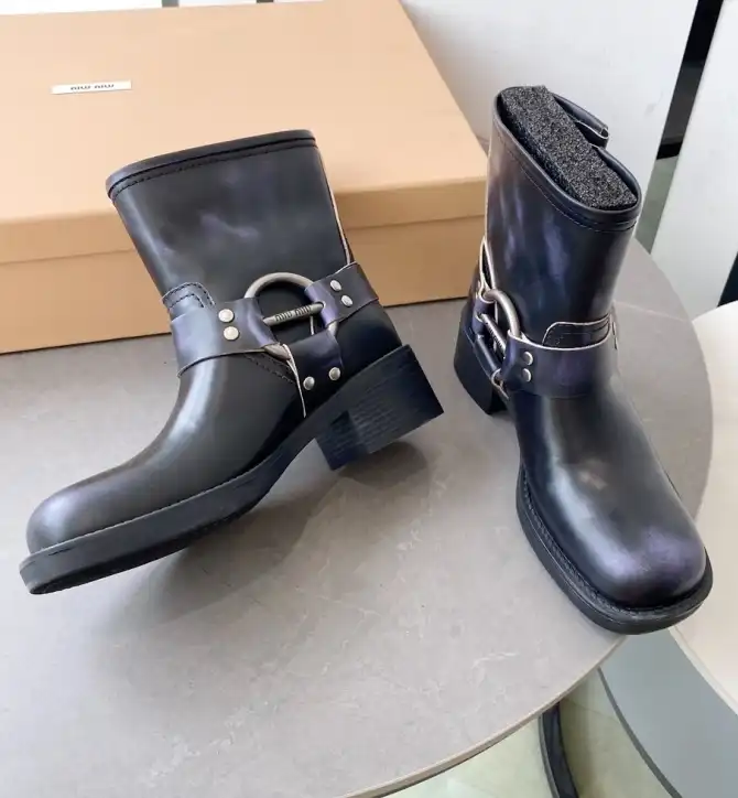 hype Miu Miu Boots