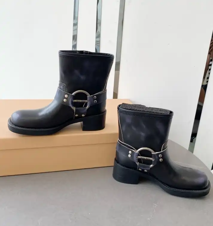 hype Miu Miu Boots