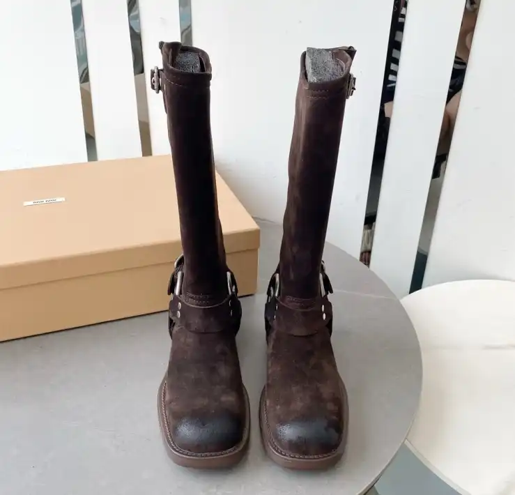 hype Miu Miu Boots