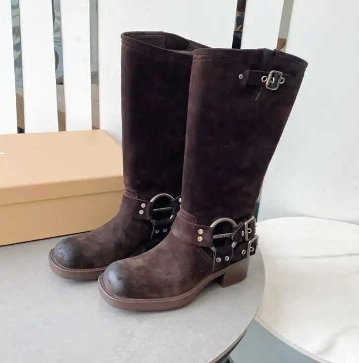 hype Miu Miu Boots