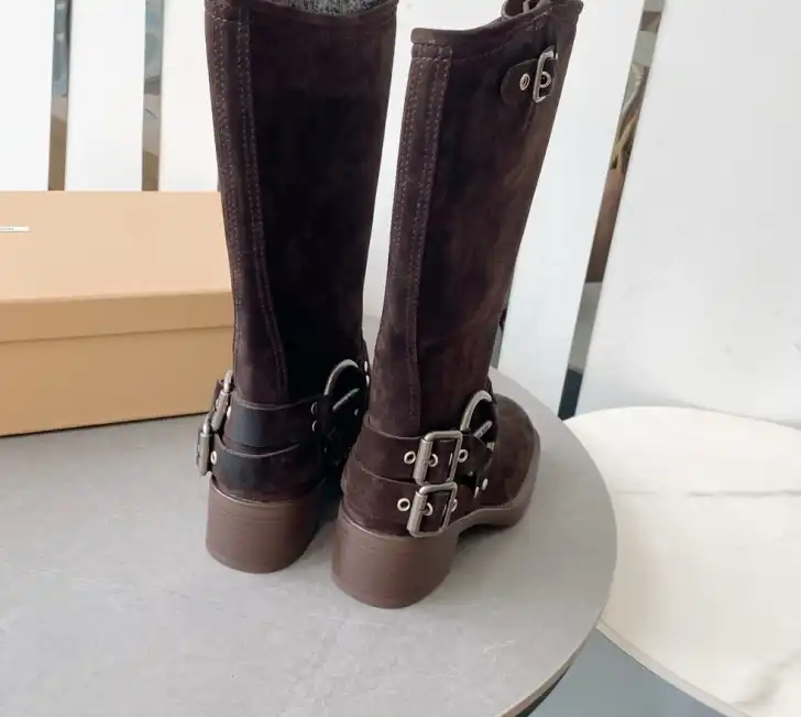 hype Miu Miu Boots