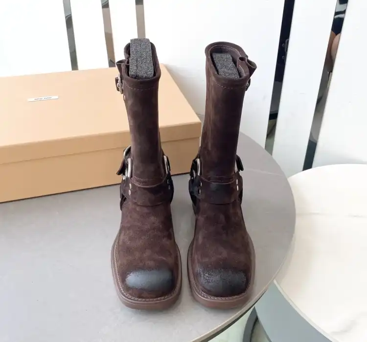 hype Miu Miu Boots