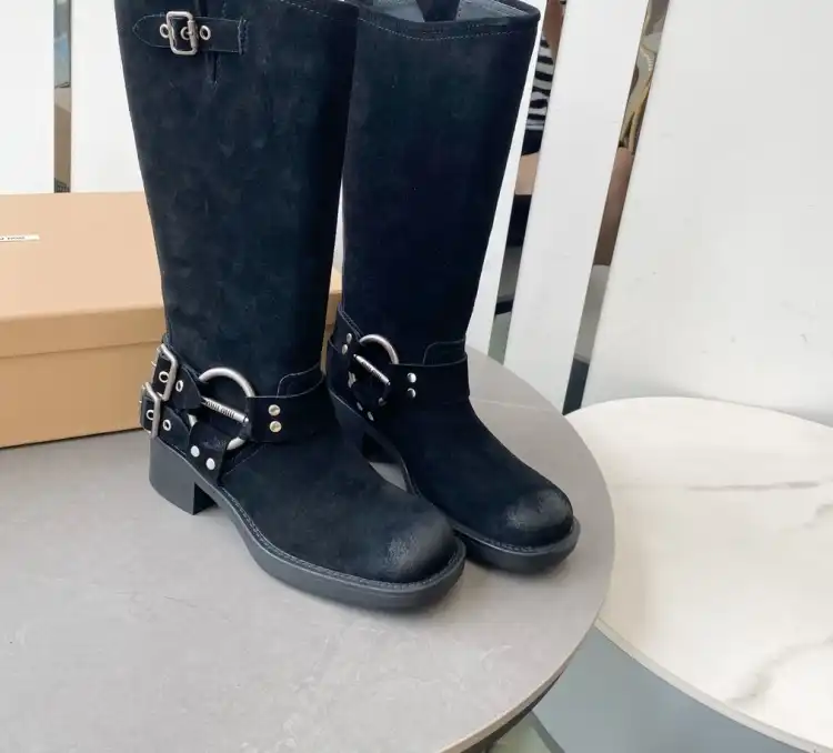 hype Miu Miu Boots