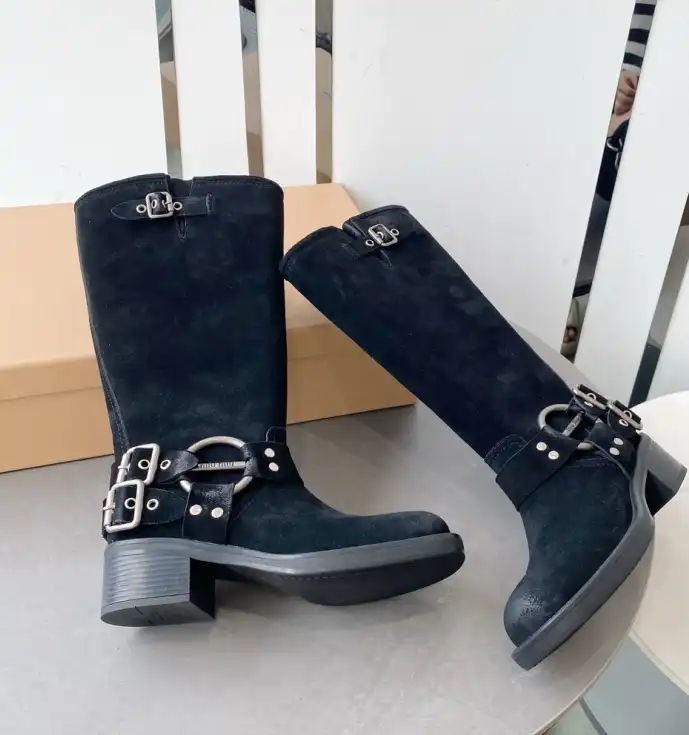 hype Miu Miu Boots