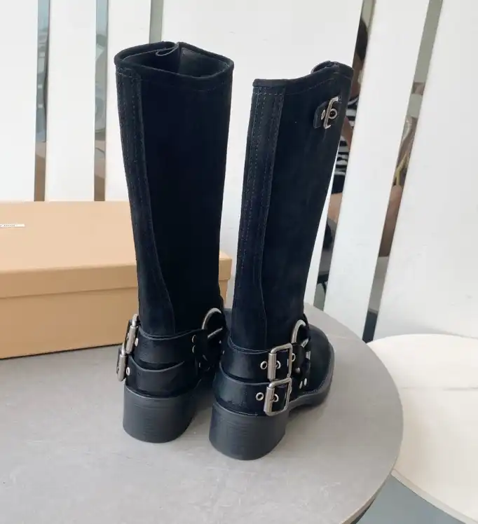 hype Miu Miu Boots