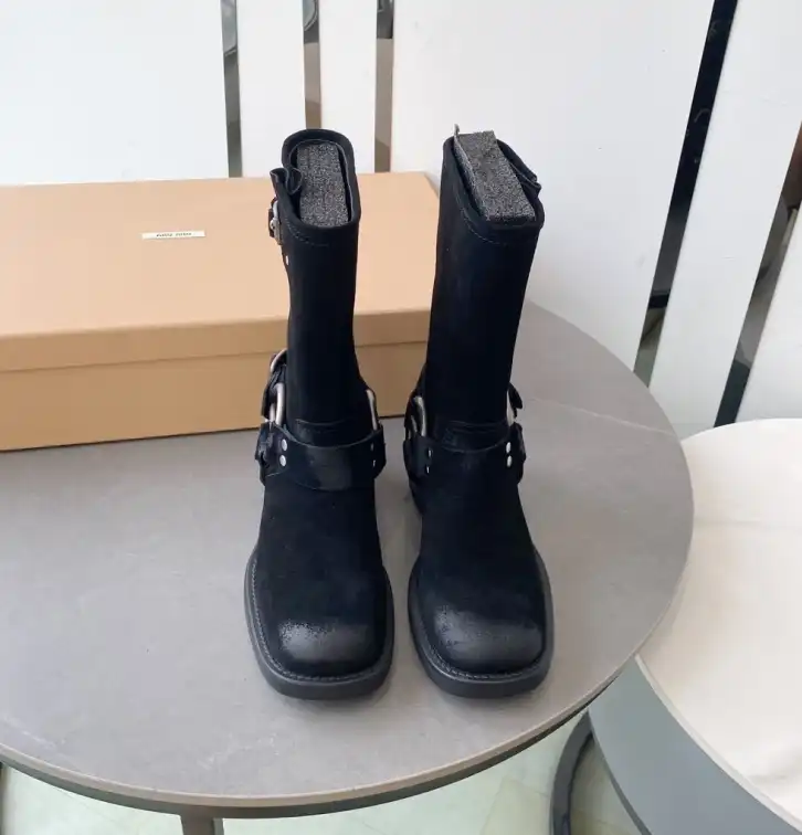 hype Miu Miu Boots