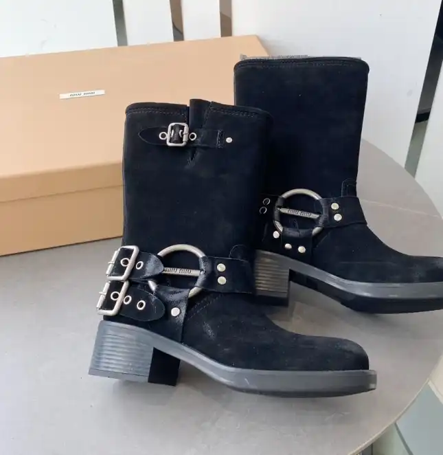 hype Miu Miu Boots