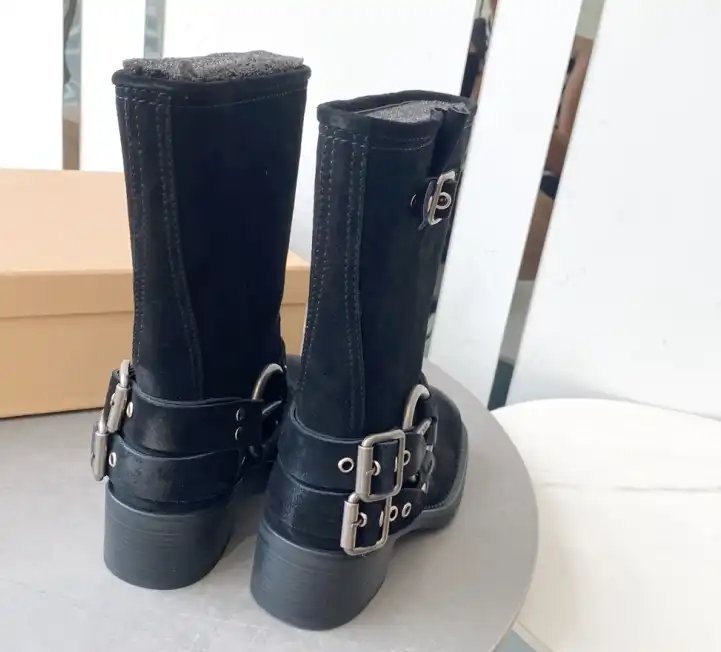 hype Miu Miu Boots