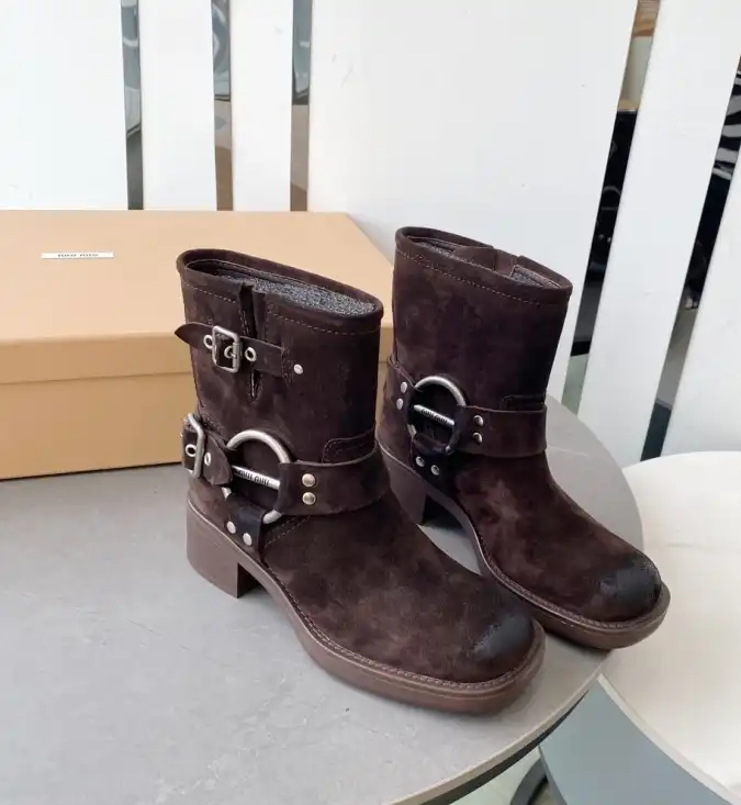 hype Miu Miu Boots