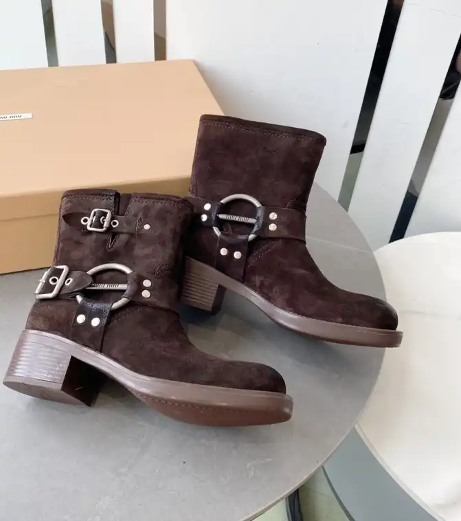 hype Miu Miu Boots