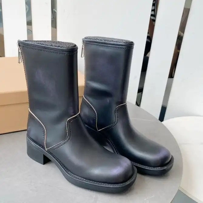 hype Miu Miu Boots