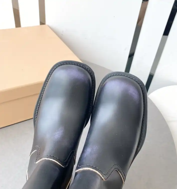 hype Miu Miu Boots