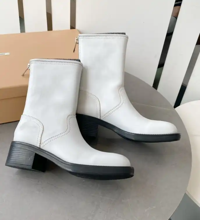 hype Miu Miu Boots