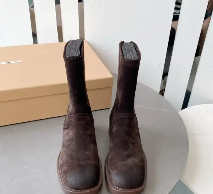 hype Miu Miu Boots