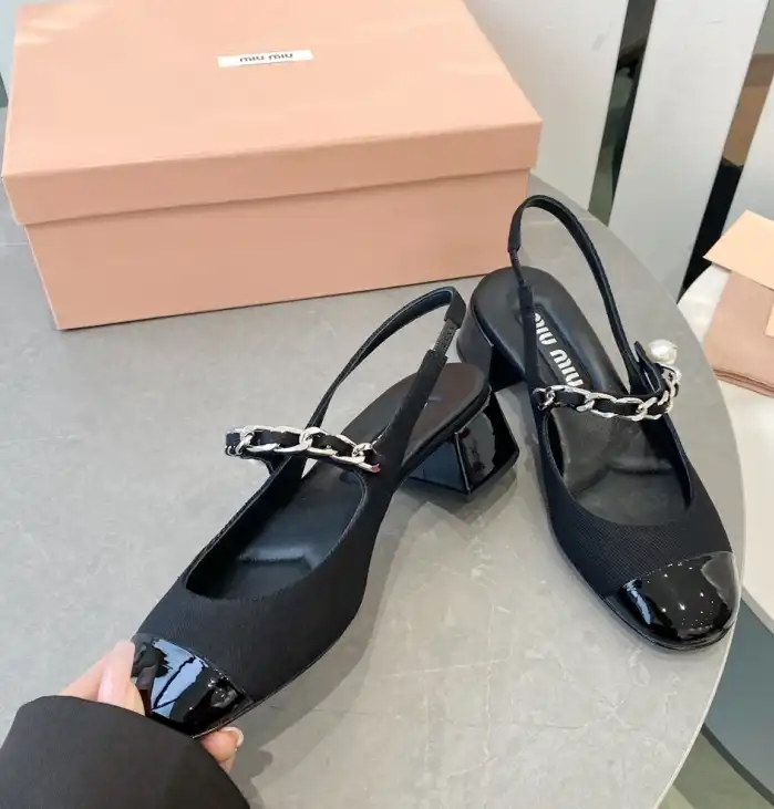 hype Miu Miu flat shoes