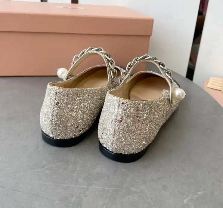 hype Miu Miu flat shoes