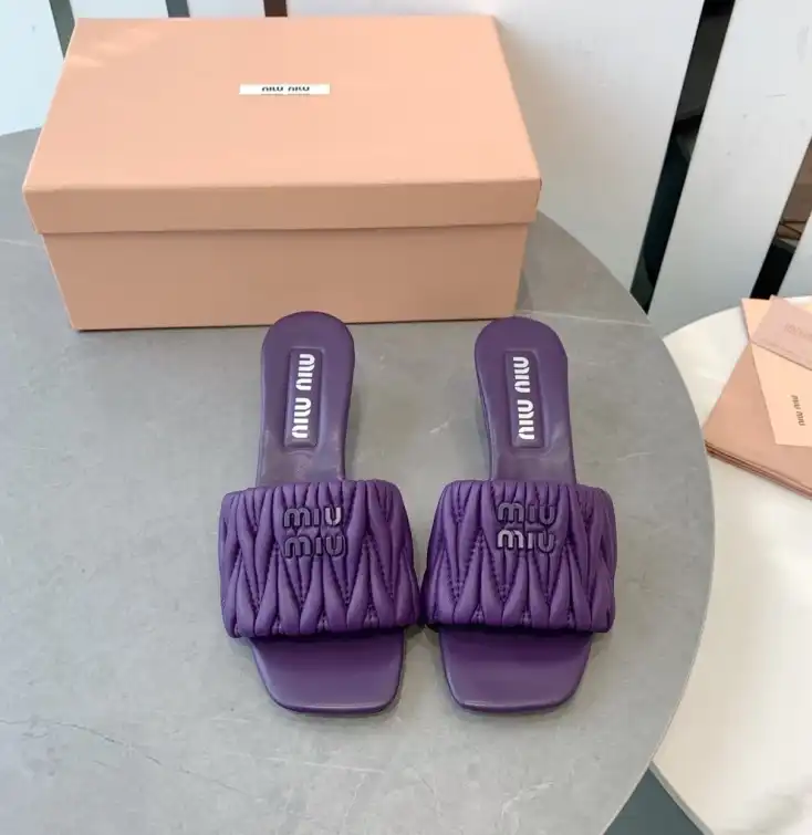 hype Miu Miu Slippers