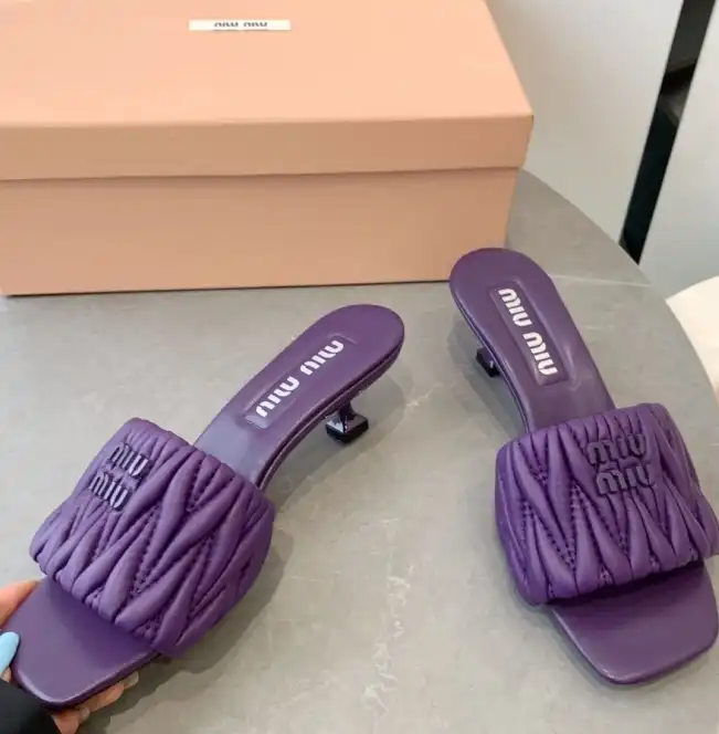 hype Miu Miu Slippers