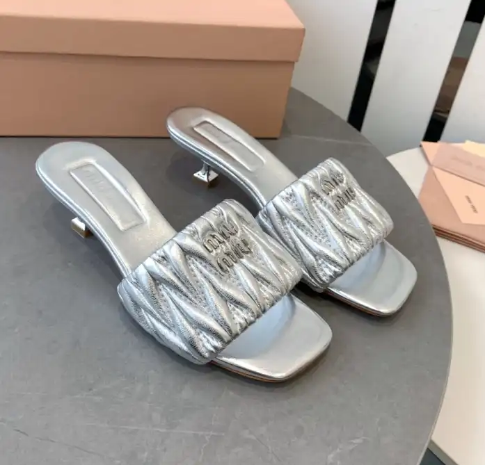 hype Miu Miu Slippers