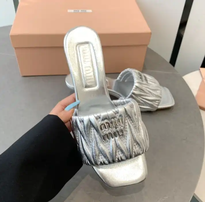 hype Miu Miu Slippers