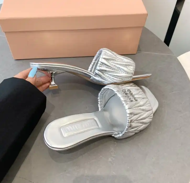 hype Miu Miu Slippers