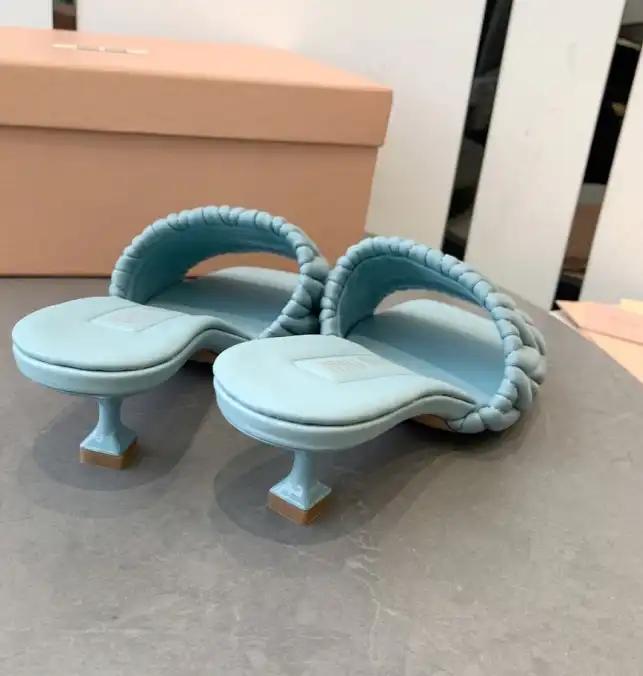 hype Miu Miu Slippers