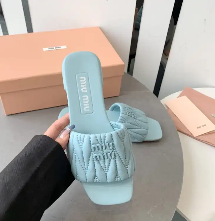 hype Miu Miu Slippers