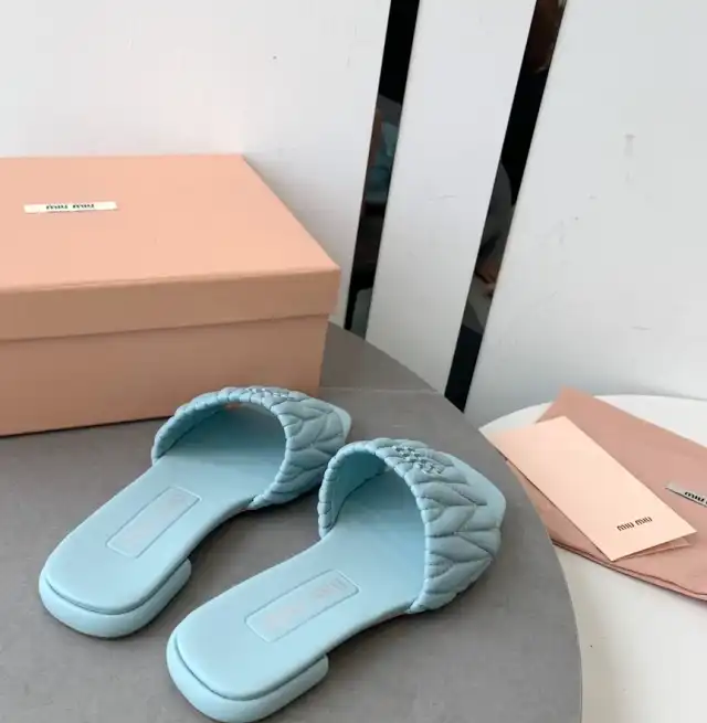 hype Miu Miu Slippers