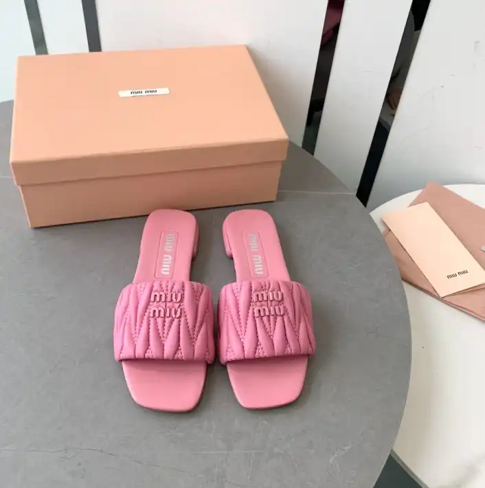 hype Miu Miu Slippers