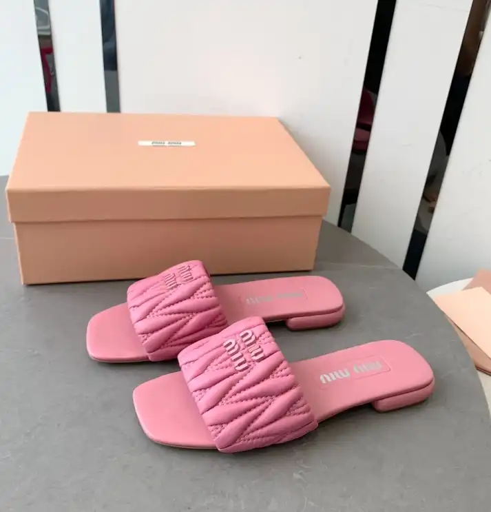 hype Miu Miu Slippers