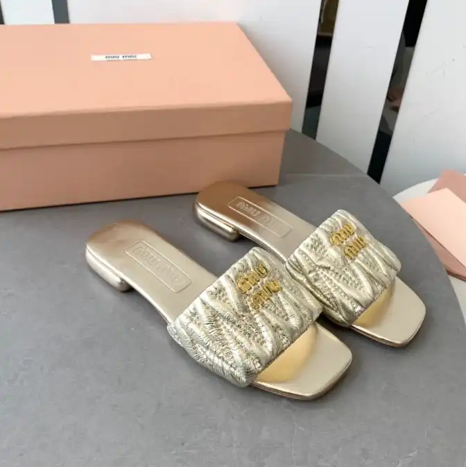 hype Miu Miu Slippers