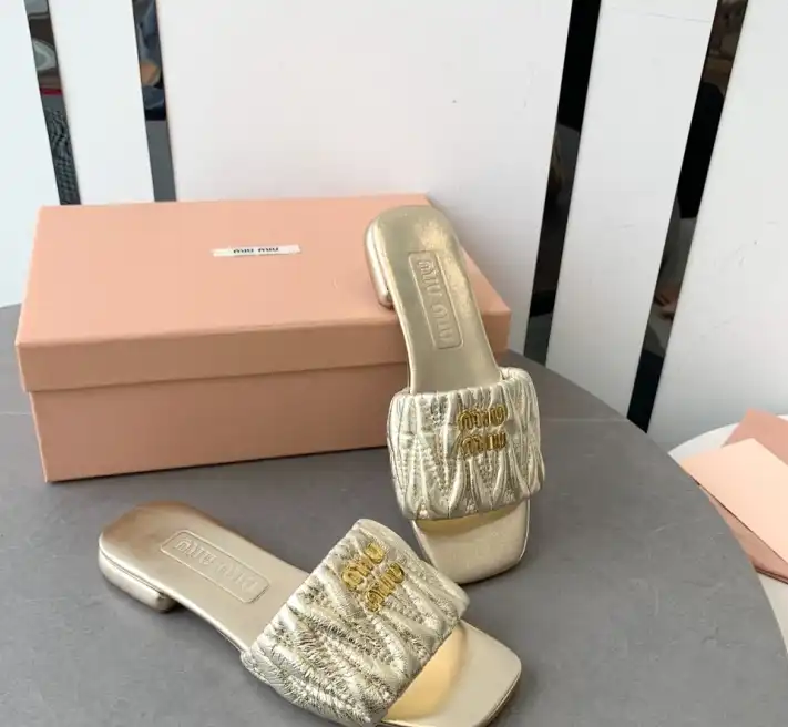 hype Miu Miu Slippers