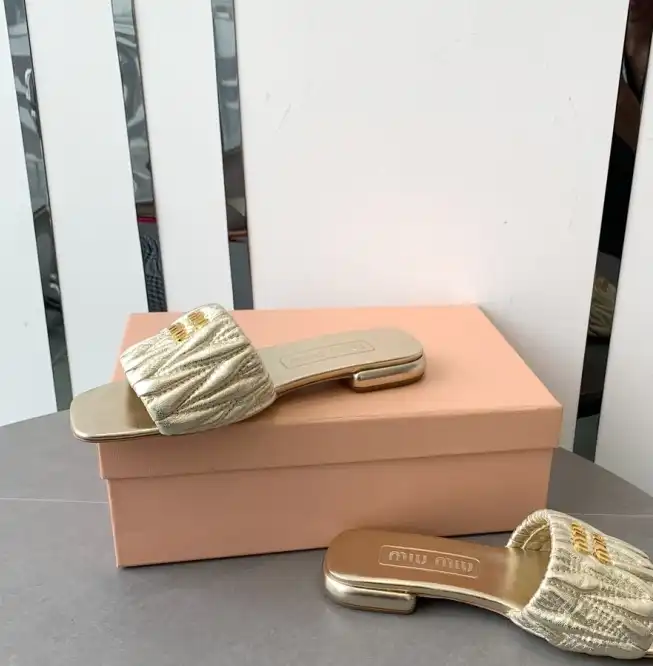 hype Miu Miu Slippers