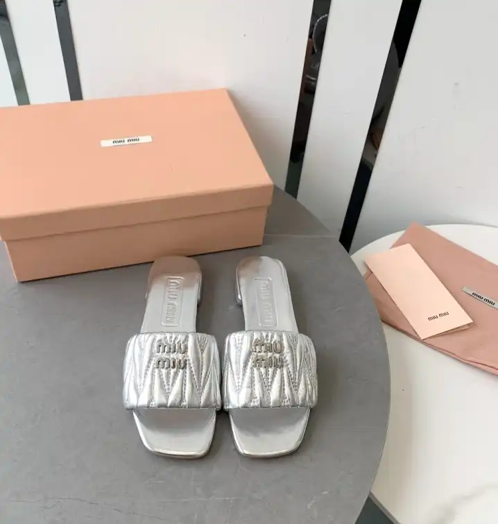 hype Miu Miu Slippers