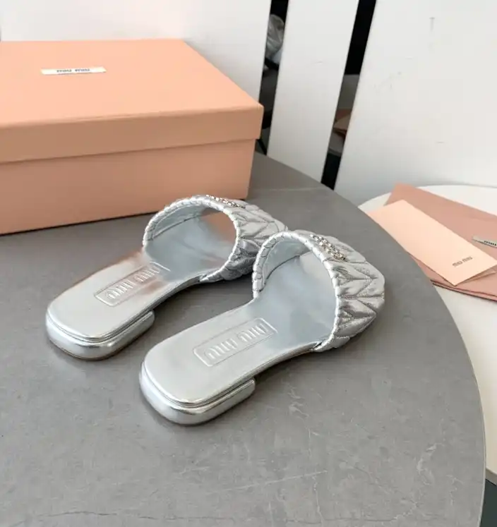 hype Miu Miu Slippers